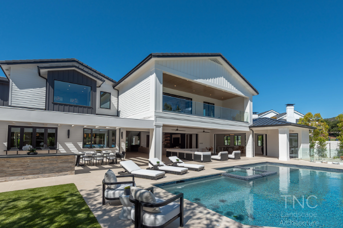 Luxury Living project pool and outdoor lounge area