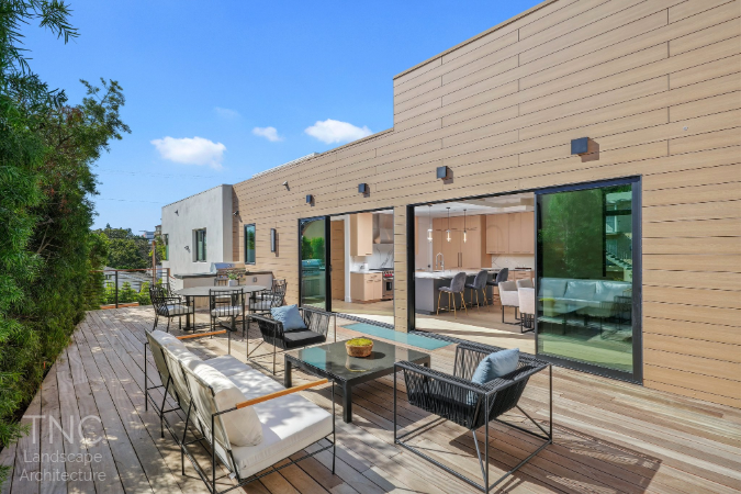 West LA Landscape project entertaining deck and barbecue